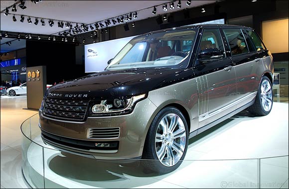 Jaguar Land Rover Shows Off British Innovation at the Dubai International Motor Show 2015