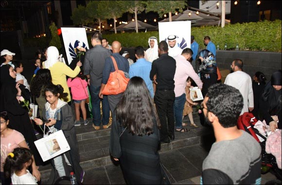 Dubai Customs says Yes to Positivity, distributes 1,000 copies of �Reflections on Positivity and Happiness' at City Walk