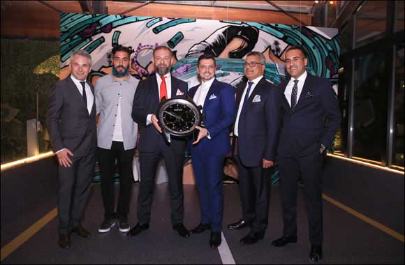 Zenith & Land Rover Celebrate An Iconic Year : 1969, with the launch of the Chronomaster El Primero Range Rover Velar Special Edition