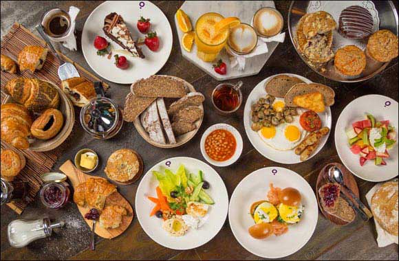 More caf� re-opens its doors