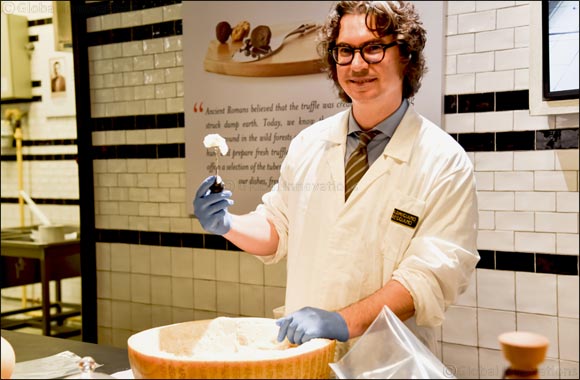 Parmigiano Reggiano Consortium joins FICO Eataly World in Dubai on a business mission organised by the Emilia-Romagna Region