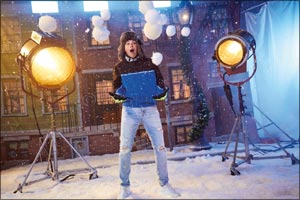 American Eagle Launches It's Holiday'19 Collection