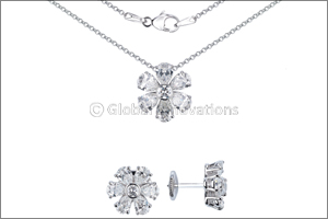 Diamond Debuts Moments