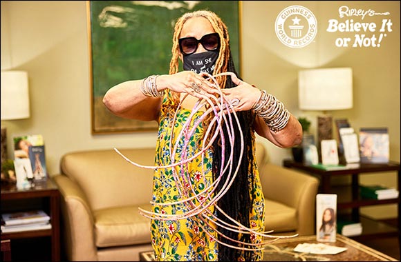 Long Fingernails Break Guinness World Records� Title Before Cut