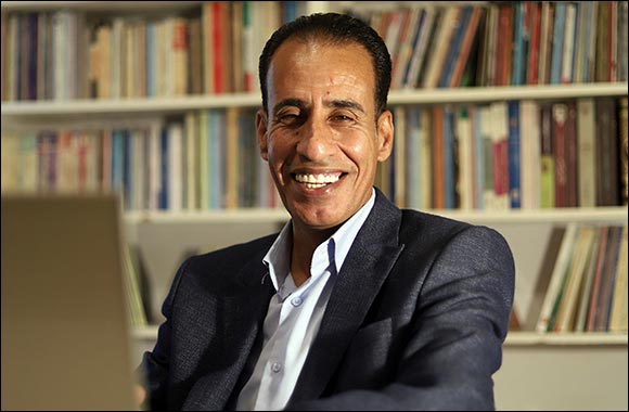 Notebooks of the Bookseller Wins 2021 International Prize for Arabic Fiction