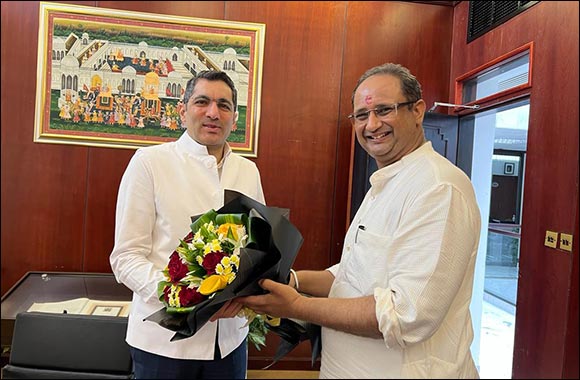 Renowned Life Coach Dr. Chinmay Pandya Outlines the Philosophy of Self-Embellishment and Social Upliftment during his Recent Dubai Visit