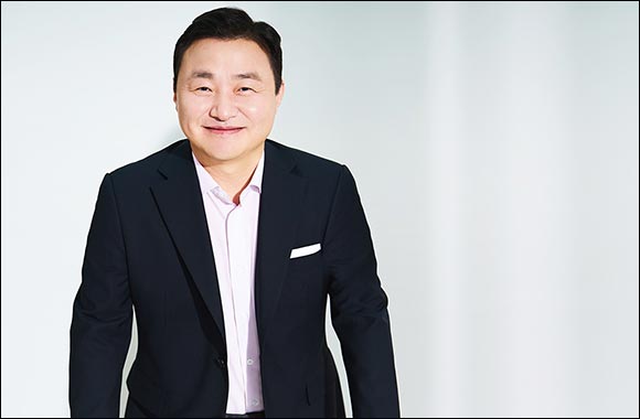 The Mainstream Moment for Foldable Smartphones Is Here