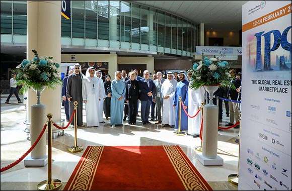 Sultan Buti Bin Mejren Opens the 19th Edition of the International Property Show