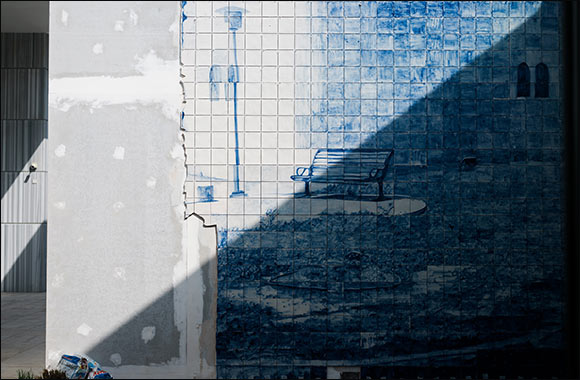 Artistic Mural Adorns the Facade of Al Safa Art and Design Library