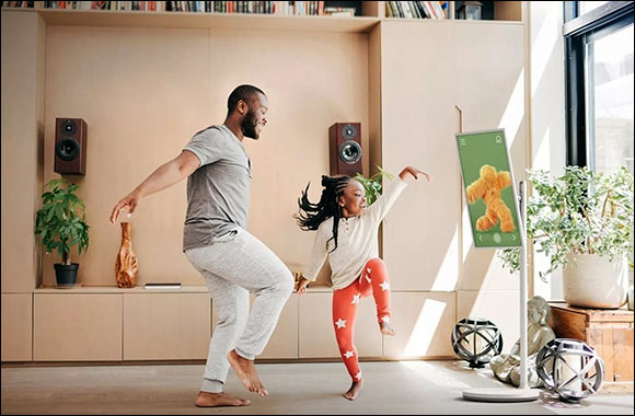 Summer Streaming Made mobile with LG stanbyme movable smart screen and StanByMe go carry Bag