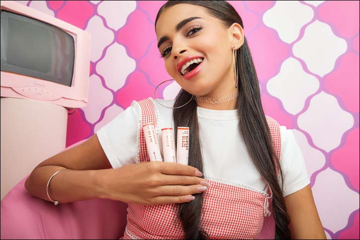 Make a Statement This Semester with GLOSSY GLAZE High Shine Lipstick