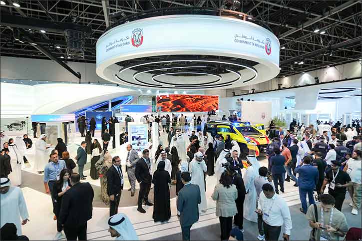 Innovative initiatives and projects unveiled at Abu Dhabi Government Pavilion on day 3 of GITEX Global 2025