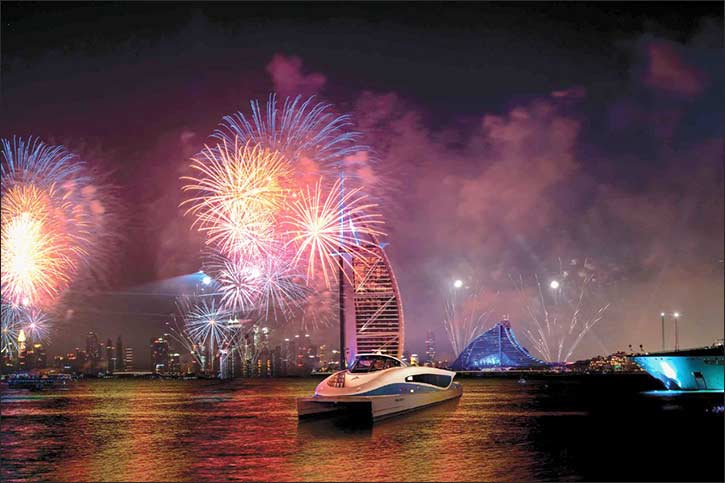 Exclusive Offers to Enjoy 2026 New Year's Eve Celebrations Aboard Marine Transport in Dubai