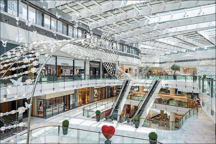 Global superstar Shah Rukh Khan to receive �Global Style Icon� award at  Dubai Mall Global Fashion Awards