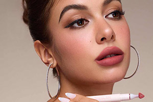 The Blurred Lip, Finally Done Right with SHEGLAM's Marshmallow Puff Lip Blur Pen