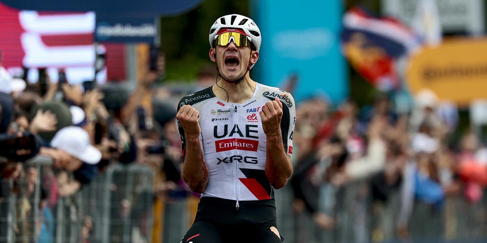 Narvaez and Arrieta shine on a turbulent opening week at the Giro d'Italia for UAE Team Emir...