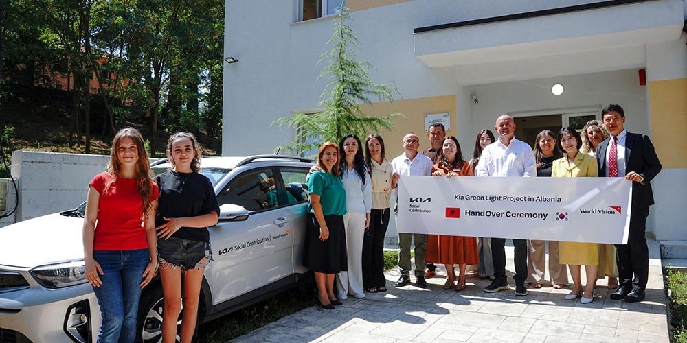 Kia Advances Community Self-Reliance in Albania and Zimbabwe Through Green Light Project