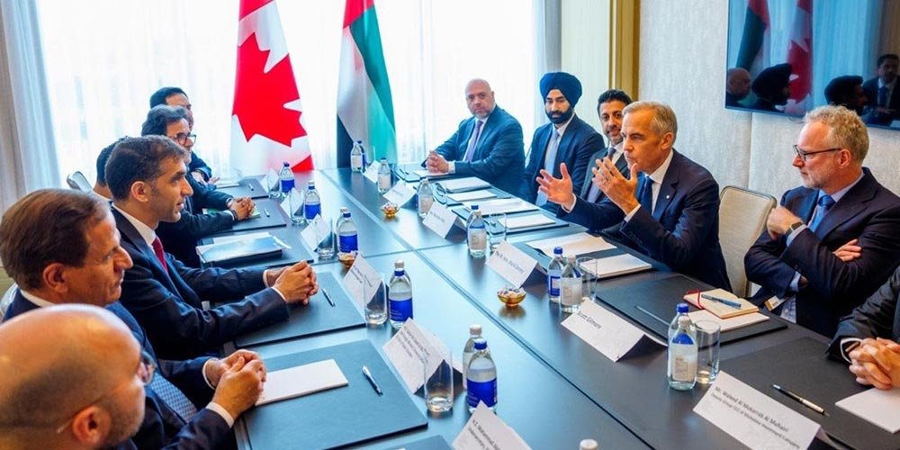 HE Al Zeyoudi Meets Canadian Prime Minister Mark Carney During Inaugural Canada Investment Summit in Toronto