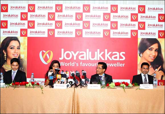 Joyalukkas announces 100 showrooms across 10 countries' roadmap for jewellery chain.