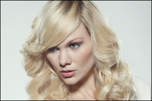 All day protection and fragrance for the hair from Herra Protect Hair Perfume