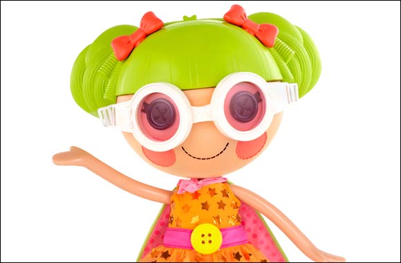 Meet and greet �Dyna Might' from Lalaloopsy at Toys �R� Us