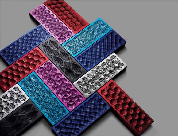 Jawbone introduces mini jambox