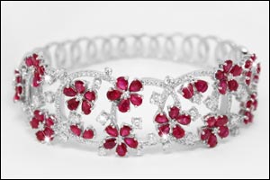 Celebrate life's special moments with LIALI's Red Carpet Jewels