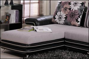 Pan Emirates embraces contemporary chic this spring!