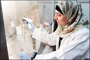 Three Arab Women Scientists Honoured with International L'Oreal-UNESCO Fellowships