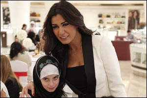 Lebanese Actress Nadine El Rassi Celebrates Mother's Day with Paris Gallery Customers at Abu Dhabi