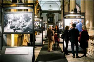 Vacheron Constantin inaugurates the photographic exhibition "Transmettre. Percorsi di sapere"