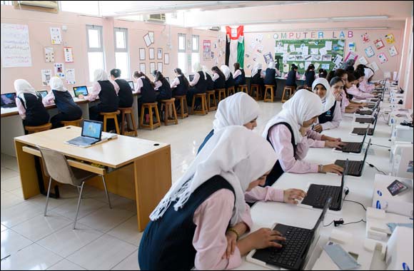 Samsung Donates Technology to the Juma Al Majid National Charity Schools