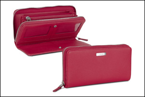 Reward your mom with tiny pleasures from ECCO this Mother's Day