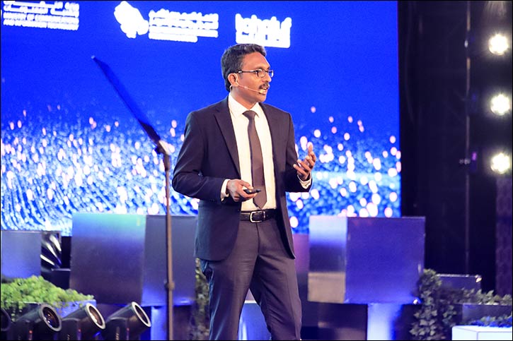 Building Apps with Text or Voice: Zoho Creator Empowers MENA Low-Code Developers with Slew of AI Tools